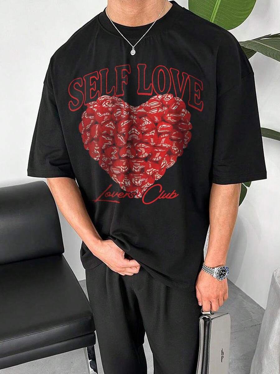 Fractyr Camiseta de manga corta de cuello redondo con estampado 3D de corazón y letra, de moda casual y urbana para hombre, verano - Negro - Ver 1