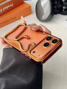1个时尚电镀3D镂空蛇形设计防震手机壳，兼容苹果17 Pro Max、16、15、14、13、12、11系列 - 橘色 - 查看 2
