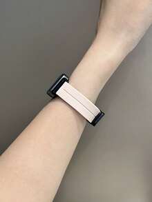 1pc Silicone Magnetic Strap, Suitable For Huawei Band 7/8/9/10/NFC - Silty Sand Color - View 3