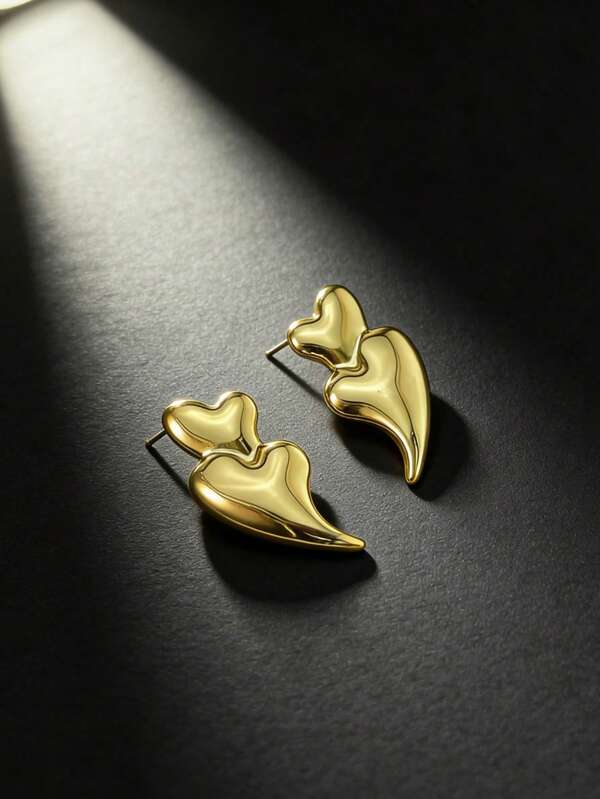 法式复古金叶耳环，轻奢风格不锈钢金饰耳环，精致百搭，成人开斋节礼物，不锈钢防锈首饰，适合日常聚会、婚礼和各种活动。