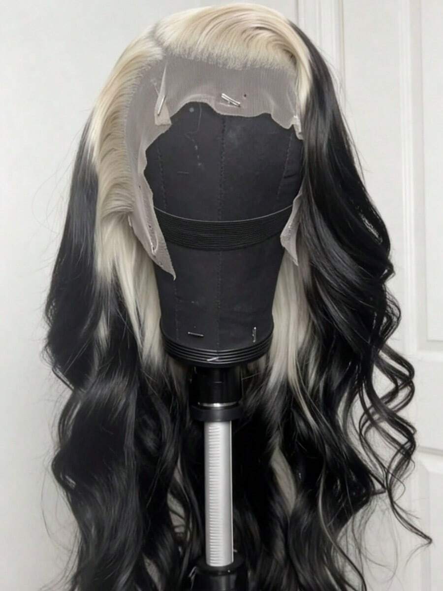 Highlight Black White Body Wave Human Hair Wigs Natural Looking 13x4 HD Lace Front Wigs Pre Plucked With Baby Hair For Women White Black Colored Glueless Lace Frontal Wig Human Hair Water Wave Wigs For Daily Wear - 黑白高光 - 查看 1