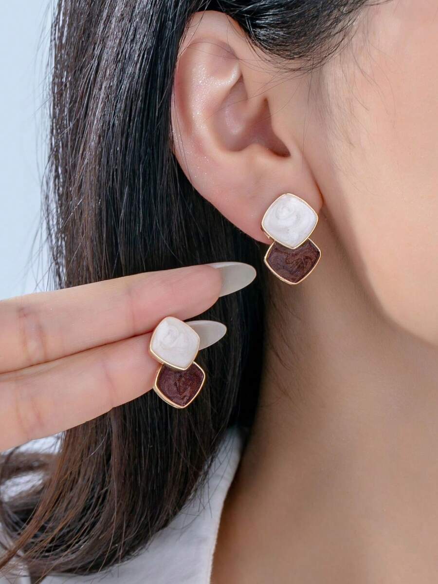 1 Pair Minimalist Elegant Oil-Drip Asymmetrical Color-Block Geometric Square Stud Earrings, Niche Design High-End Ear Jewelry - Brown - View 1