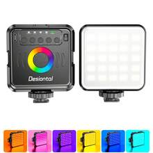 Desiontal iReal X2 新款便携式移动视频补光灯，双色温调节，360°全色域，Type-C接口，口袋大小，户外拍摄灯，底部1/4英寸螺纹接口，三个热靴接口可堆叠使用，是户外直播、短视频制作和商业摄影的理想之选。 - 黑色 - 查看 9
