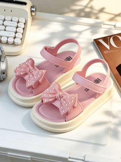 HAHABOBO 新款女童粉色蝴蝶装饰PVC凉鞋，可爱时尚，春夏百搭，适合户外、旅行、上学、花园等场合，舒适柔软，是馈赠佳品。