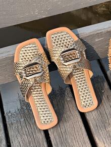 夏季新款方头金色编织金属扣单带凉鞋，欧美风方头平底凉鞋，女士款 - 金色 - 查看 1