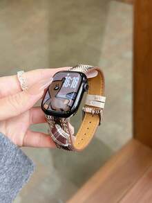 1条精美格纹真皮表带，兼容，适用于38mm、40mm、41mm、42mm、44mm、45mm、46mm、49mm表盘尺寸，也兼容 Link系列、Ultra、S10、9/8/7/6/5/4/3/2/1、SE等型号。 - 棕色 - 查看 3