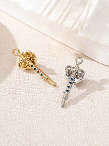 2pcs Silver Needle Brooch Set + Delicate Stethoscope & Syringe Metal Brooch, Fashionable Medical Element Multi-Functional Accessory Gift - Silver - View 5