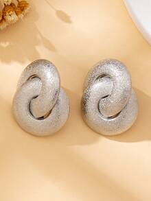 1 par de pendientes de mujer, pendientes de flor retorcida de metal mate elegantes y de moda, regalo de joyería adecuado para uso diario - Plateado - Ver 3