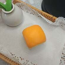 日本牛奶软夏威夷面包捏捏乐玩具，超级湿润柔软，手指捏捏解压玩具，TPR材质，适合办公室减压、学习陪伴、缓解焦虑、触觉疗愈收藏 - 彩色 - 查看 6