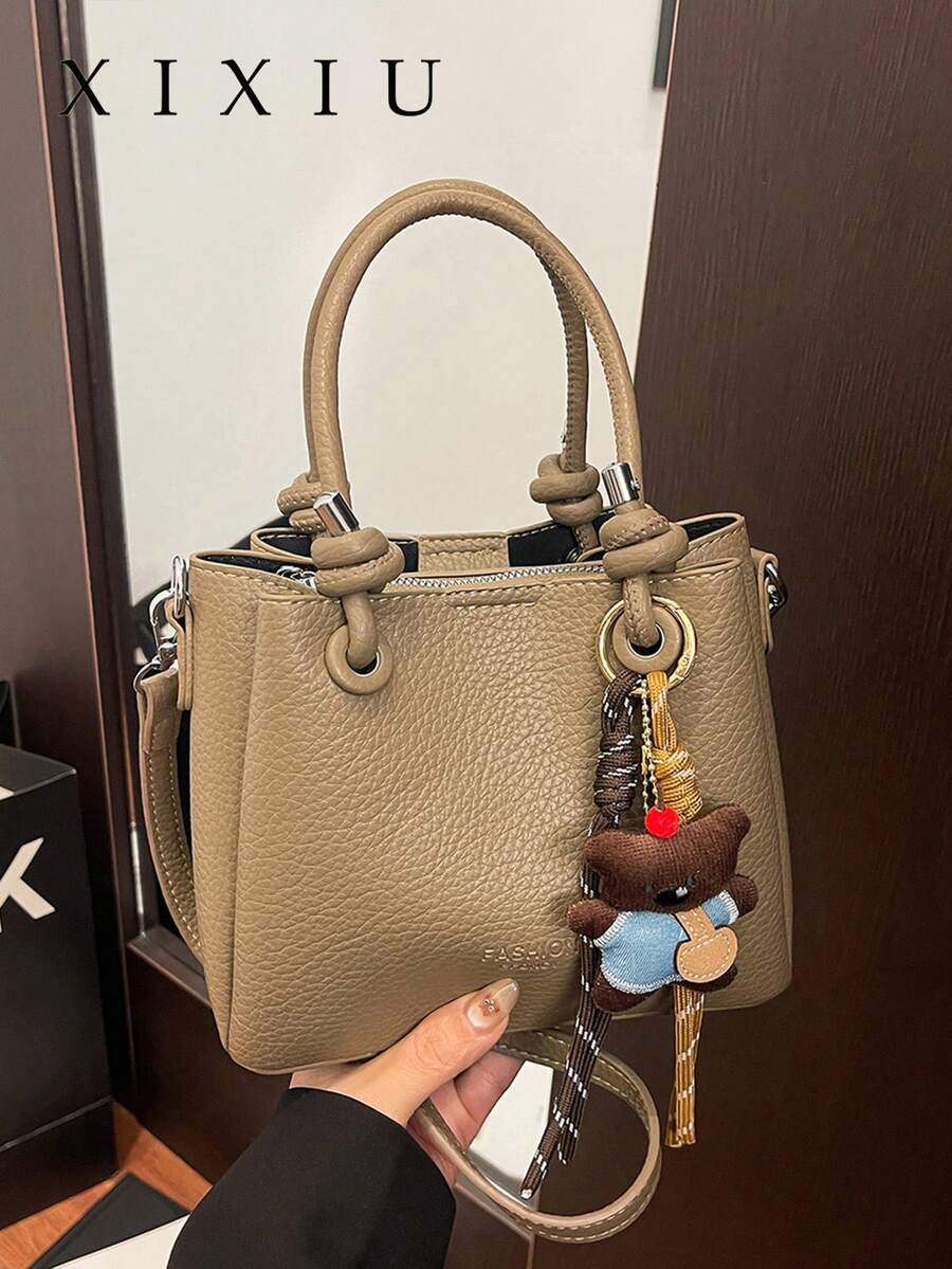 New Women's Bucket Bag With Unique Design, Featuring A Bear Charm, Solid Color, Perfect For Everyday Wear And Shopping, Versatile Shoulder Bag.