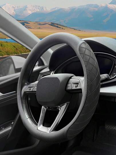 Nappa Leather Steering Wheel Cover,Elegant Diamond Checkered Design, Non-Slip Wear-Resistant, Enhance Driving Comfort, Suitable For Steering Wheel Diameter 14 1/2'-15' Models.Black Gray