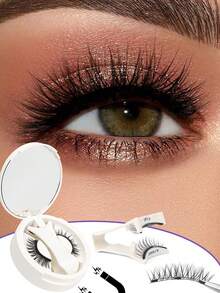 1对可重复使用的磁性假睫毛套装，配有睫毛辅助器，自然交叉款式，防水无需胶水，适合敏感眼部。 - 自然纖長款 - 查看 2