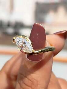 Fashionable Yellow Rotating Elliptical Geometric Ring, Synthetic Cubic Zirconia, Daily Wear & Gift Jewelry For Women - Yellow - View 3