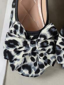 女士豹纹蝴蝶结平底鞋，舒适软底蝴蝶结鞋 - 白色 - 查看 6