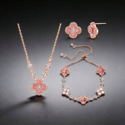 Bộ 3 món dành cho nữ, hình cỏ bốn lá, gồm dây chuyền, bông tai và vòng tay, kiểu dáng tối giản, thích hợp làm quà tặng hoặc đeo hàng ngày.