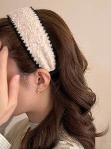 1pc Women's Fashion Style Lamb Hair Wide Edge Hair Hoop Autumn/Winter Pressure Hair Wash Face Headband Temperament Versatile Anti Slip Hair Clip Headband Hair Accessories Headwear - Multicolor - View 4