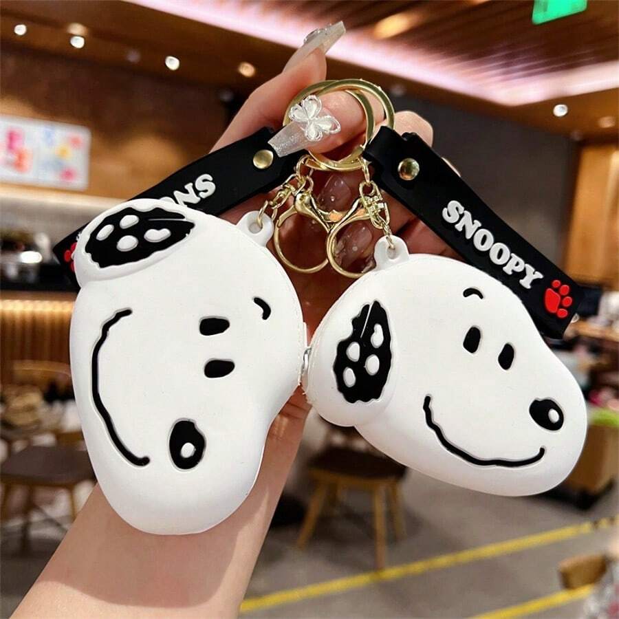 1pc Creative Cartoon Snoopy Wallet Keychain, Cute White Dog Keyring Pendant, Unisex Accessory, Random Style