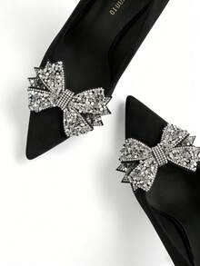 1 Pair Detachable 3D Sequin Bow Shoe Clips, Black Fabric Base With Dense Silver Round Sequins And Rhinestones, Adding Sparkle To Daily Outfits - Black - View 4