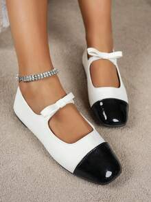 Women's Bow Tie Slip-On Shoes, Comfortable Dual-Tone Casual Shoes With Bow Tie, Spring/Summer - White - View 1