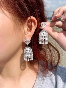 1对精美垂坠式大颗立方氧化锆奢华长款吊灯式新娘婚礼耳环，女士款 - 白色 - 查看 7