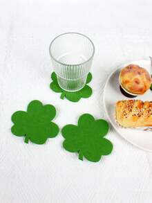 10 pièces Dessous de verre en feutre vert à quatre feuilles de trèfle pour la Saint-Patrick, tapis antidérapants résistants à la chaleur avec trèfles chanceux pour les tasses et les tasses, décoration de bureau et de maison pour la fête irlandaise, cadeaux pour les fêtes et les anniversaires - Voir 7