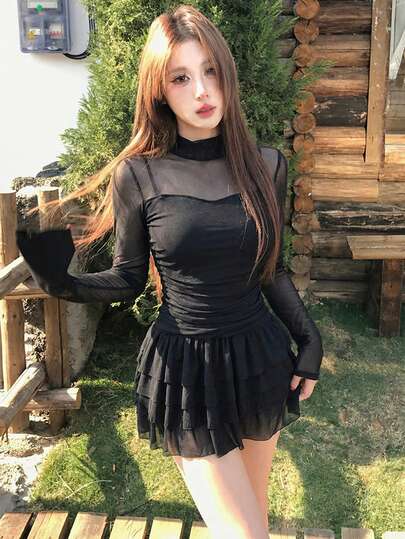 Đầm mini dài tay cổ cao màu đen bằng vải lưới xuyên thấu sang trọng kiểu Pháp, kiểu dáng thanh lịch.