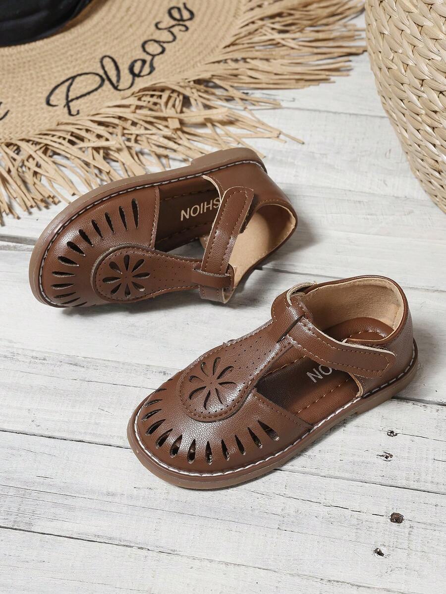 Children's Fashion Flat Hook And Loop Hollow Flower Design Sandals - Brown - View 1