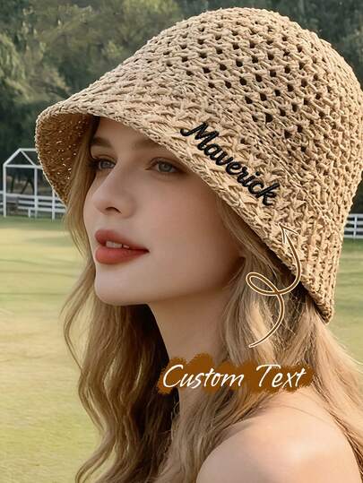 Chapéus de sol vazados personalizados para primavera e verão, com nome/texto personalizado, estilo boêmio, chapéus bucket e chapéus de malha respiráveis com aba larga. Escolha a posição, a fonte e a cor. Proteção solar, versátil e moderno, ajuda a afinar o rosto. Ideal para compras, passeios e viagens de férias.