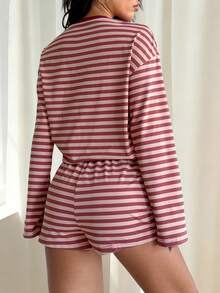 Bộ đồ nữ kẻ sọc tay dài và quần short, thích hợp mặc hàng ngày vào mùa xuân. - Mơ Burgundy - Xem 11