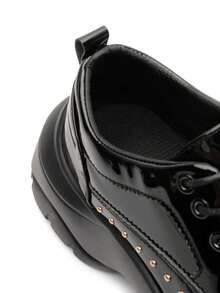 Salkin 男士设计师前卫黑色朋克风厚底系带鞋，4.5厘米增高，亮面漆皮休闲鞋，铆钉装饰，日常穿着，牛津经典学院风德比鞋，舒适商务休闲工作鞋，男士正装/商务正装婚礼配饰 - 黑色 - 查看 10