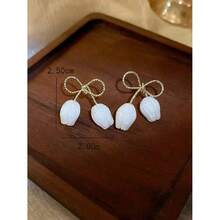1 Pair Of Minimalist Butterfly-Shaped Tulip Earrings, Unique Design, Elegant Earrings, Suitable For Women's Daily And Festive Wear, Summer - 黃金 - 查看 4