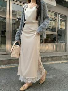 Chân váy maxi satin nữ màu be, không co giãn, có viền ren và xẻ tà bên hông, kiểu dáng thanh lịch, thích hợp cho đi làm hàng ngày, hẹn hò, dự tiệc và các buổi liên hoan (YY1244) - trắng - Xem 6