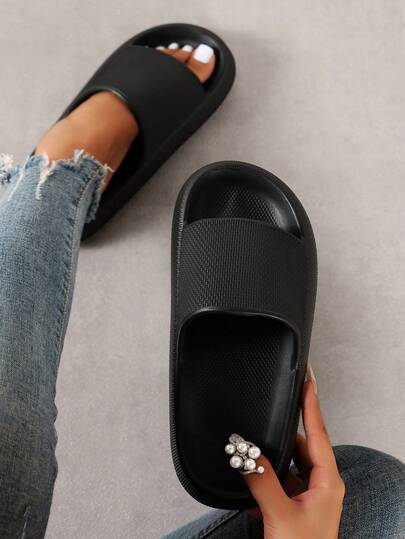 女士休闲软底拖鞋，居家、浴室、宿舍、办公室、海滩等场合穿着舒适