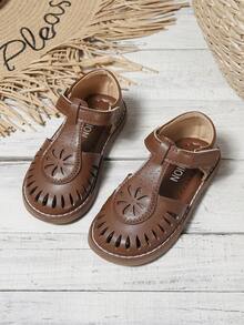 Children's Fashion Flat Hook And Loop Hollow Flower Design Sandals - Brown - View 4
