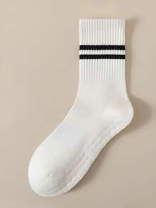 3 Paar/4 Paar Damen Schwarz & Weiß Serie atmungsaktive rutschfeste Yoga Socken, Einheitsgröße, neutrale Silikon Streifen rutschfeste Bootsocken mit Herz Stickerei, feuchtigkeitsableitende Sportssocken geeignet für Pilates, Ballett, Fitness, gestreifte und einfarbige rutschfeste Socken geeignet für Fitness Zuhause und Studio Nutzung - Verschiedenfarbig - Übersicht 12