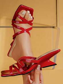 女士镂空网面凉鞋，夏季新款透气坡跟拖鞋 - 紅色 - 查看 1