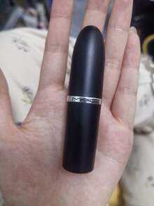 MAC 柔滑哑光唇膏，持久不褪色 - #834 - 查看 2