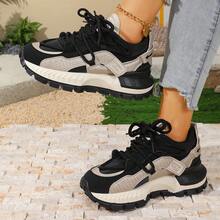 2026新款春季厚底厚底运动鞋，女士轻便软底休闲跑步鞋 - 黑色 - 查看 1