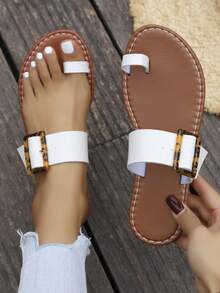 Dép lê đế bằng có khóa cài dành cho nữ, dép xăng đan nhẹ, kiểu dáng retro, họa tiết da báo, thích hợp đi biển. - trắng - Xem 1