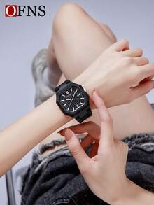 SANDA. Đồng hồ đeo tay OFNS Student Casual Quartz, mặt số chữ số Ả Rập, dạ quang, lịch, chống nước, dây đeo silicon, đồng hồ thời trang dành cho nam và nữ. - Một kích thước - Xem 3