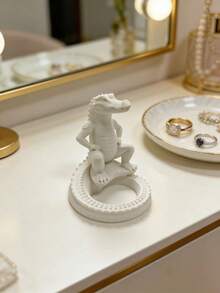 新款鳄鱼摆件，多用途家居装饰，适用于室内、室外、花园和庭院 - 動物 - 查看 4