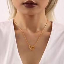 1pc Stainless Steel Necklace Accessory, Versatile Elegant European And American Ins Style Luxury 18K Plated Hollow Heart Pendant Necklace - Multicolor - View 2