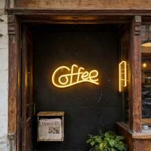 1个LED字母“Coffee”霓虹灯招牌墙面装饰灯，彩色灯光，适用于咖啡吧、生日派对、家居装饰，电池/USB供电，也可用于商店、卧室、客厅等场所。 - coffee霓虹燈 - 查看 7