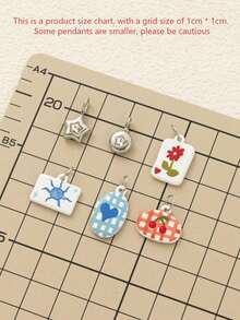 1件时尚金色日月心形盾牌镂空心形锁 18K镀金不锈钢DIY吊坠，珠宝制作材料，项链，手链，耳环，钥匙扣，包包挂饰，女士珠宝配饰，钱包装饰，礼品 - 彩色 - 查看 6