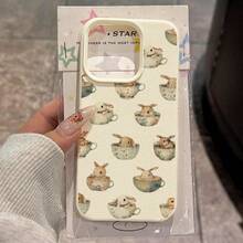 1 pieza Funda de teléfono de material TPU con diseño de taza de té fresca y conejo a pantalla completa, compatible con iPhone 17 Pro Max/17/16 Pro Max/15/13/12/11, S20 FE/A15/S24/A55, Note 11/Note 12/Note 13 Pro, protección antideslizante y a prueba de caídas - Blanco - Ver 1
