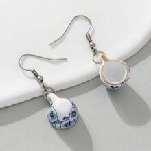 1 Pair Chinese Style Ceramic Blue And White Porcelain Tea Cup Shaped Earrings, Creative Unique Earrings - Multicolor - View 3