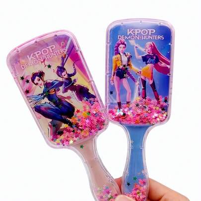 1支魔女猎杀小队/恶魔猎杀小队/恶魔猎杀小队K-POP动漫设计发梳，灵感源自气垫按摩梳，防静电设计，可打造蓬松发型，亦可作为礼物赠送。（由于生产工艺和运输原因，收到的产品可能存在轻微色差或细微瑕疵）