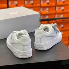 Nike Zapatillas deportivas de caña baja cómodas y versátiles para niños Air Force 1 - Blanco - Ver 11