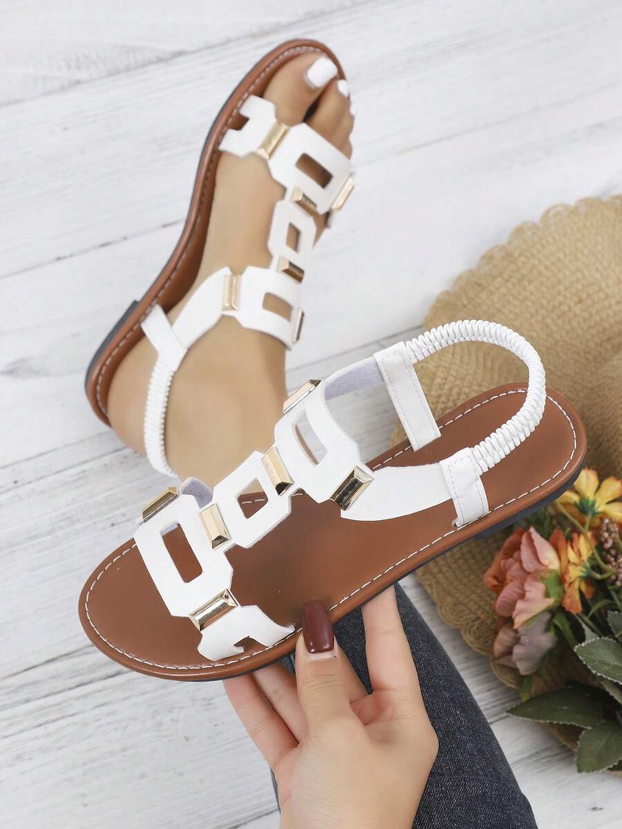 Sandálias rasas femininas com fivela elástica, sandálias gladiadoras, verão, cor sólida, estilo boémio, couro PU, fivela com rebites, sandálias rasas para praia, casamento, festa - Branco - Ver 1