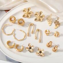 5 Pairs Vintage Luxury Gold Flower & Geometric Earring Set, Matte Metal Wrapped Design Earrings, Suitable For Women's Daily And Party Wear - Multicolor - View 3